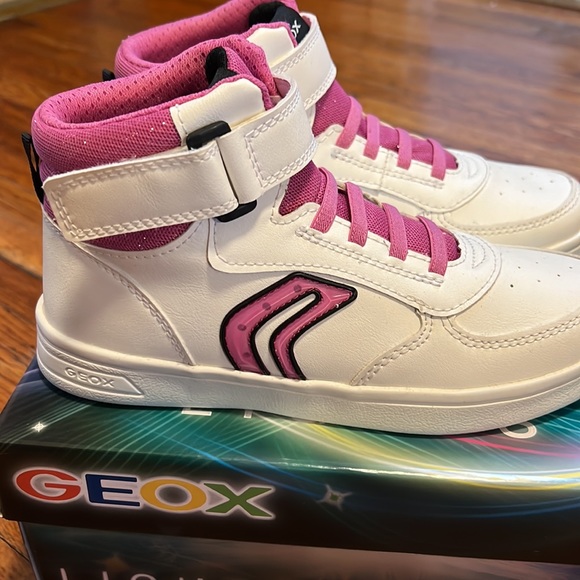 GEOX DjRock high top light up shoes girls size 2 - Picture 3 of 6